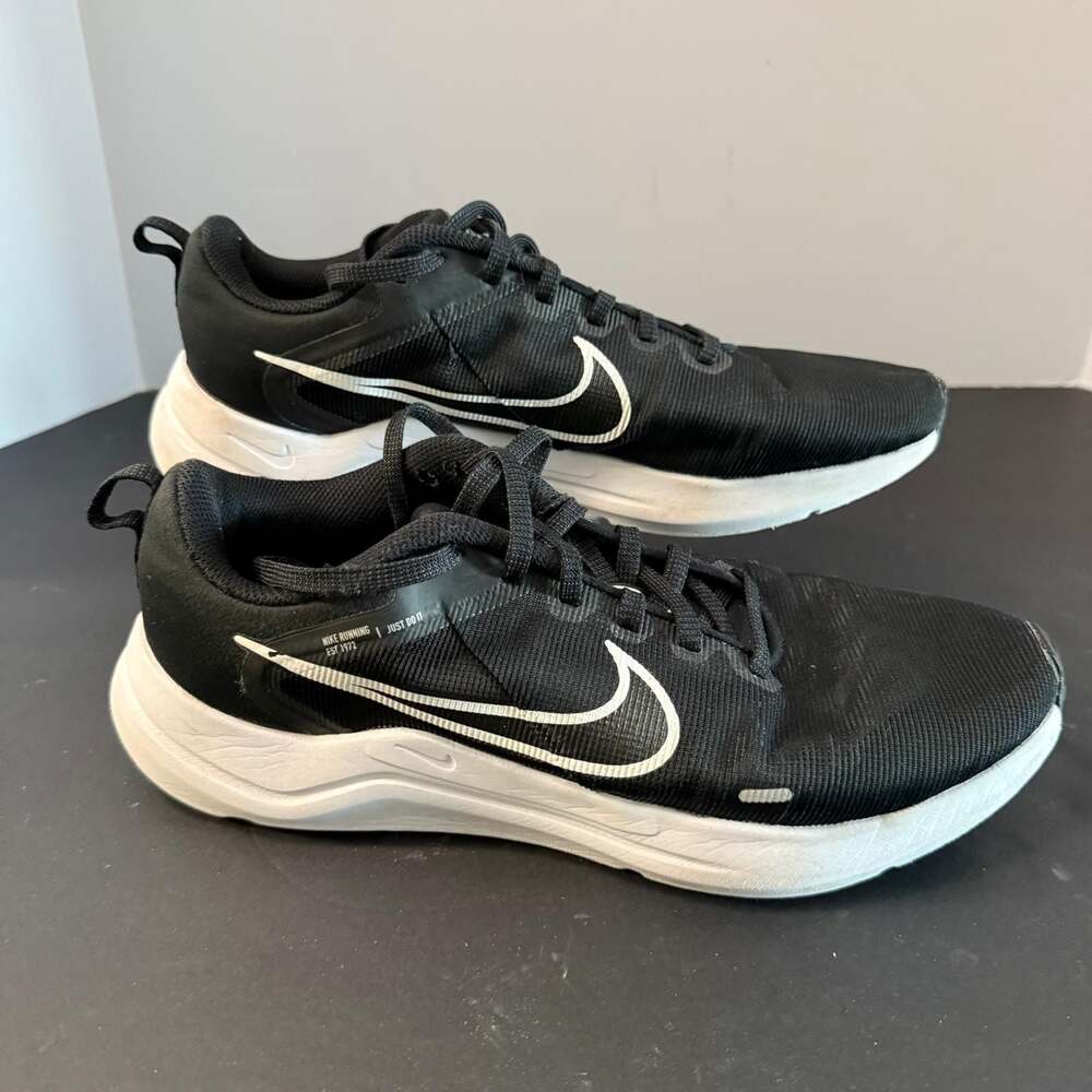 Nike Downshifter‎ 12 Running Shoes Black White Size 10
